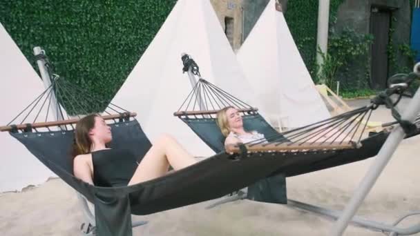 Two Best Friends Caucasian Sexy Woman Lie Hammock Modern Luxury — Stockvideo