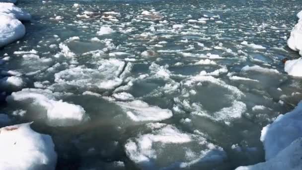 View Ice Chunks Crashing Glaciers — Stockvideo