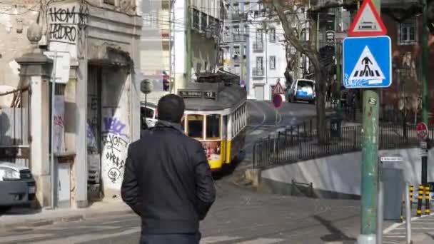 Historic Tram Lisbon City Police Car Passing Sunny Urban Scene — Stock video