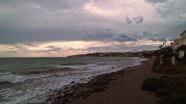 Drone Flying Forward Beach Cloudy Day — Vídeos de Stock