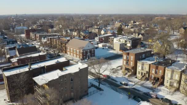 Slow Drone Flight Southside Chicago Houses Winter — Vídeos de Stock