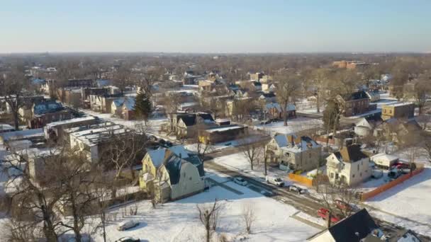 Cinematic Aerial View Poor South Side Neighborhood High Crime Rates — Vídeos de Stock