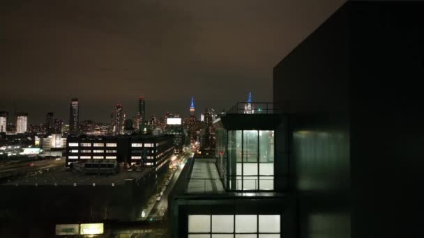 Uma Vista Aérea Sobre Long Island City Nova Iorque Noite — Vídeo de Stock