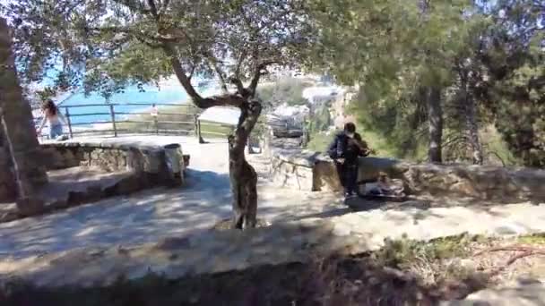 Man Playing Violin Small Road Leading Castillo Gibralfaro Malaga Beautiful — Video Stock