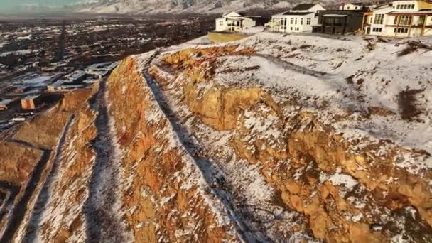Aerial Snowy Winter Ridge North North Salt Lake Utah Forward — ストック動画