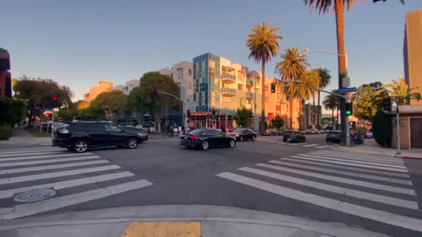 Traffic Arizona Intersection Downtown Santa Monica Sunny Evening Los Angeles — Stock Video