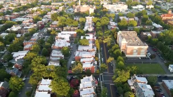 Museum District Golden Hour Richmond Virginia Usa Aerial View Panning — Stockvideo