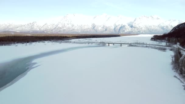 30Fps Aerial Video Knik River Bridge Palmer Alaska Winter — Stock video