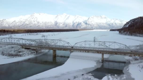 30Fps Antenn Video Knik River Bron Palmer Och Alaska Vinter — Stockvideo