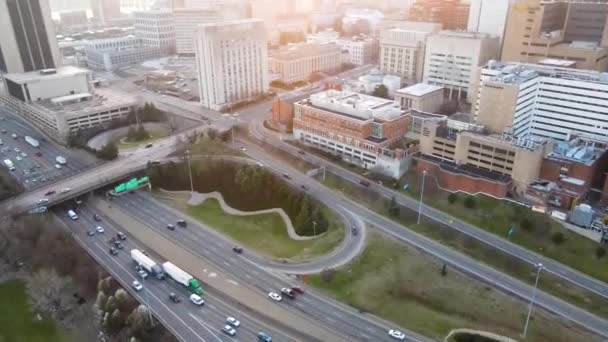 Downtown Medical College Virginia Sunset Richmond Usa Aerial View Panning — Vídeos de Stock