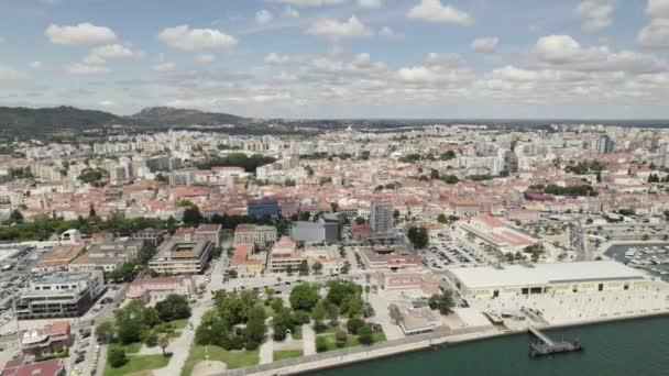 Panoramautsikt Över Den Historiska Hamnstaden Setubal Portugal Flyguppstigare — Stockvideo