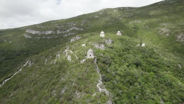 Curious Watchtowers Arrabida Natural Park Setubal Portugal Drone Pan — Vídeo de Stock