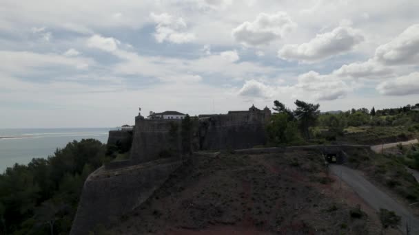 Elevated Strategically Built Filipe Castle Setubal Coastline Drone — Stok video