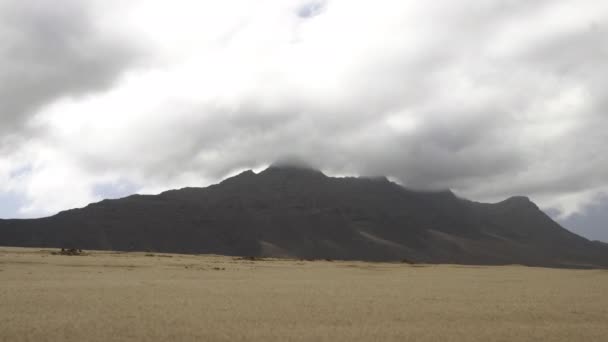 Scenic Mountains Landscape Fuerteventura Canary Island Remote Travel Destination Cloudy — стоковое видео