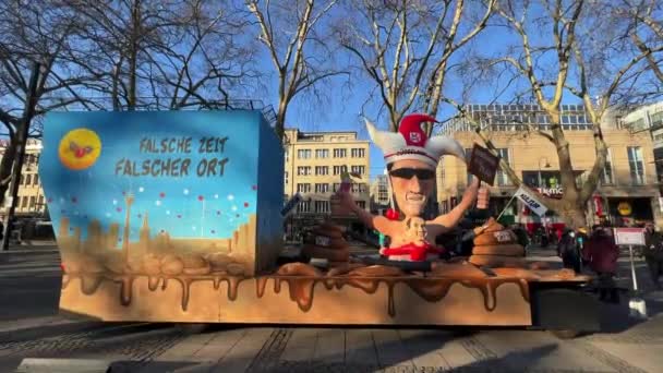 Karnevalswagen Auf Dem Neumarkt Köln Die Hauptparaden Wurden Wegen Des — Stockvideo