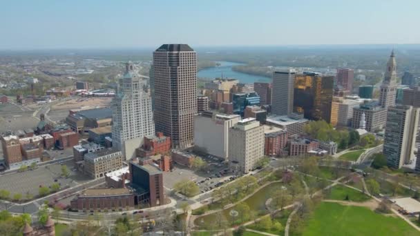 Letecký Drone Záběr Hartford Connecticut Slunečného Odpoledne — Stock video