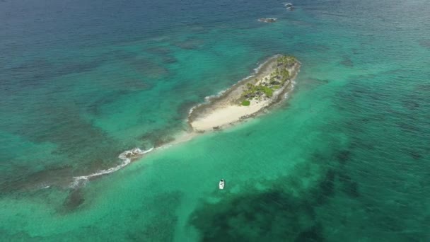 Aerial Drone View Gilligan Island Nassau Bahamas Caribbean Tropical Desert — Stock Video