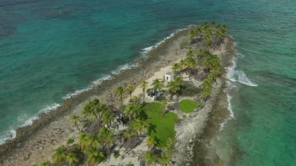 Aerial Drone View Gilligan Island Nassau Bahamas Caribbean Tropical Desert — Stockvideo