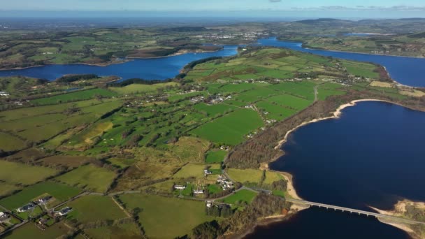 Blessington Lakes Wicklow Ierland Maart 2022 Drone Duwt Noordoostelijk Boven — Stockvideo
