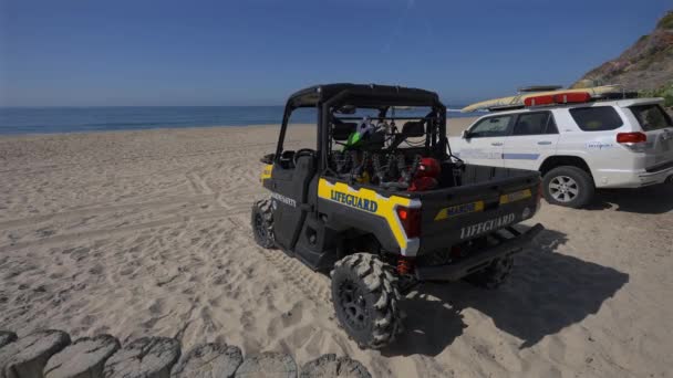 Veículo Salva Vidas Praia Califórnia — Vídeo de Stock