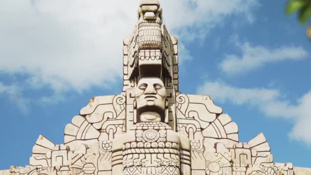 Closeup Iconic Homeland Monument Roundabout Mrida Yucatan Monument Patria Mayan — Stock Video