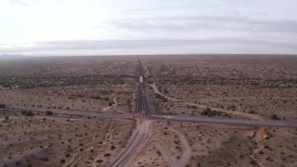 Orbiting Aerial View Intersection Middle Nowhere — Stockvideo