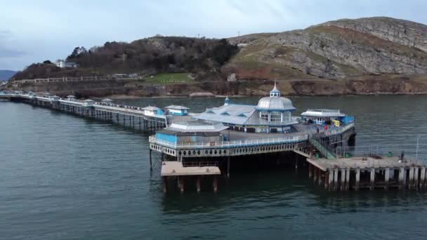 Llandudno Molo Velšské Viktoriánské Promenády Resort Promenáda Letecký Pohled Pomalé — Stock video