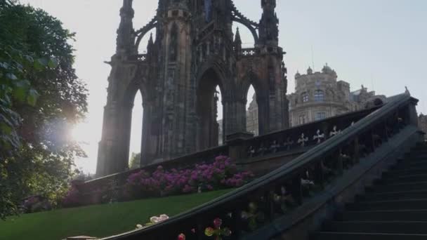 Scott Monumentet Edinburgh Skottland – stockvideo