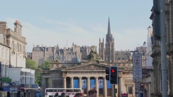 Cityscape Edinburgh Scotland Sunny Day — ストック動画