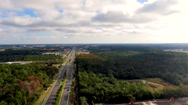 Hermosa Escena Carretera Fuera Kissimmee Florida Aérea Dolly Izquierda Levantándose — Vídeo de stock