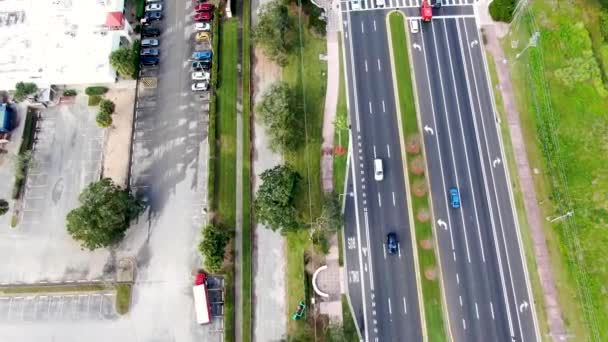 Aerial Birdseye Flying Forward Highway Revealing Kissimmee City Florida — Vídeos de Stock