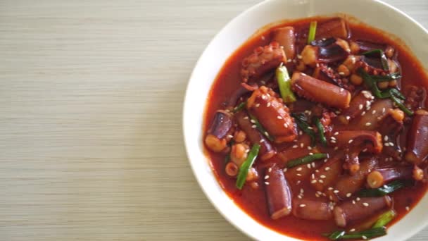 Ojing Bokeum Ψητό Καλαμάρι Χταπόδι Κορεάτικη Πικάντικη Σάλτσα Κορεάτικο Στυλ — Αρχείο Βίντεο