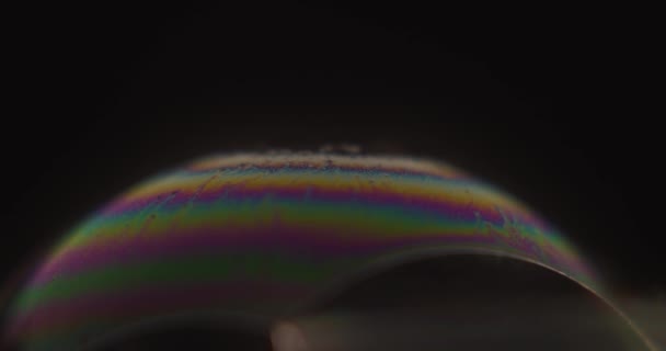 木星看起来是行星的形状 运动的层次在黑色背景上被隔离 — 图库视频影像