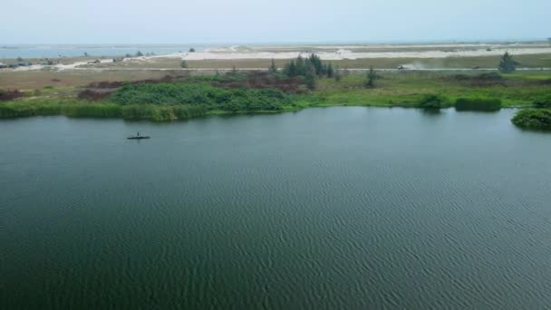 Victoria Island Lagos Nigeria March 2022 Drone View Fisherman Fishing — стокове відео