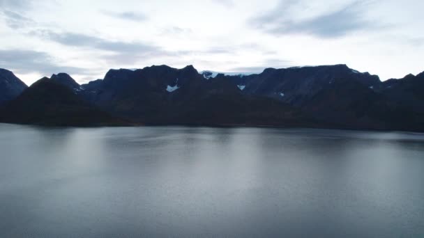 Luchtopname Van Een Gletsjer Noord Noorwegen — Stockvideo