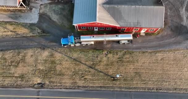Milk Truck Tanker Trailer Hauling Milk Dairy Farm Aerial Tilt — Stok video