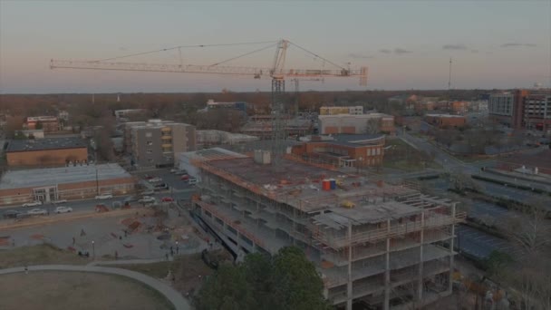 Huge Crane Construction Development Durham North Carolina United States Aerial — Video Stock