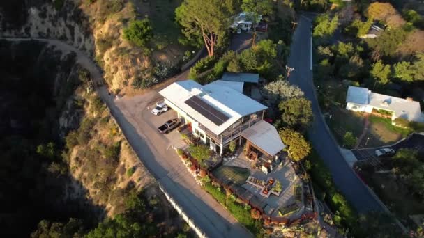 Aerial View Large House Estate Top Hill Solar Panels Roof — стоковое видео