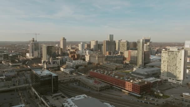 Wide Aerial Shot Downtown Nashville Sunset — Vídeos de Stock
