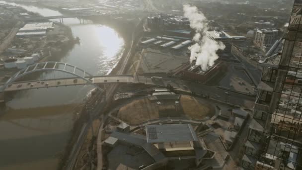 Aerial Slow Pan Reflected Building Downtown Nashville Morning — Videoclip de stoc