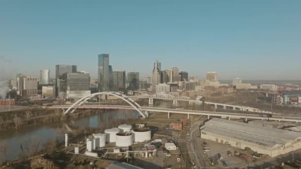 Large Aerial Shot Downtown Nashville Cumberland River — стокове відео