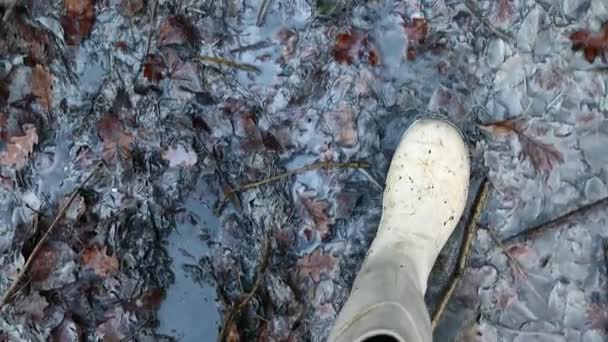 Feet Boots Walk Sulfur Mud Slow Motion Close Shot — Vídeos de Stock