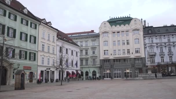 Praça Cidade Principal Bratislava Capital Eslováquia Dia Nublado — Vídeo de Stock