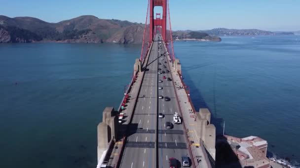 San Francisco Golden Gate Köprüsü Nde Trafik Var Arabalar Köprüde — Stok video