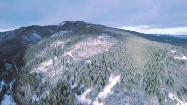 Luchtfoto Van Besneeuwde Hoge Tatra Bergen Nationaal Park Van Slowakije — Stockvideo