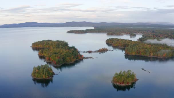 Aerial View Misty Lake Autumn Morning Maine Usa Circling Drone — Stockvideo