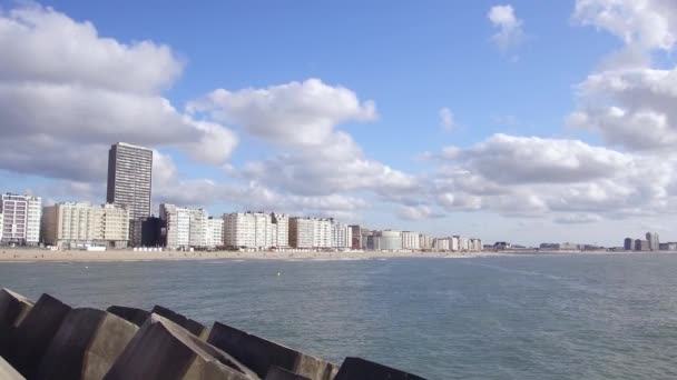 Cityscape Ostend Shore North Sea Fair Weather Cumulus Clouds — стокове відео