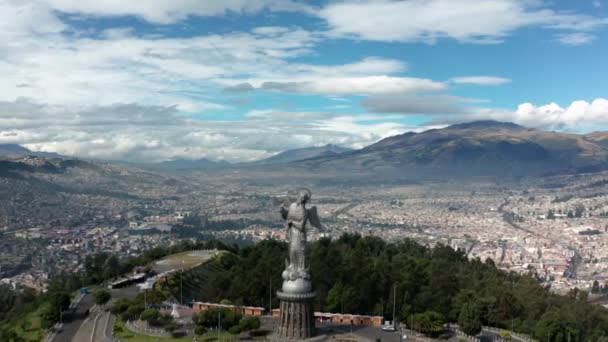 Virgin Panecillo Amazing Perspective Quito Ecuador — Stockvideo