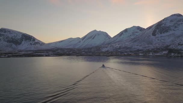 Fishing Boat Returns Arctic Harbour Sunset Next Snowy Mountains — Vídeos de Stock
