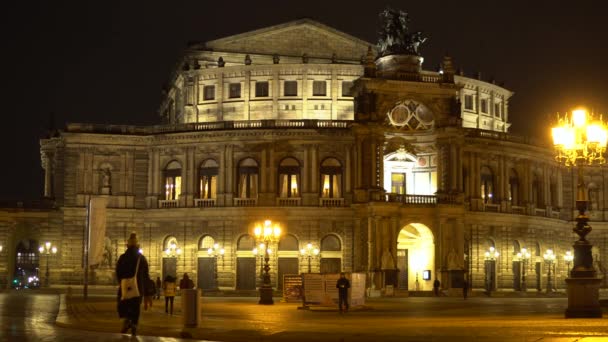 Night View Famous Illuminated Semperoper Dresden Old Town — Stockvideo